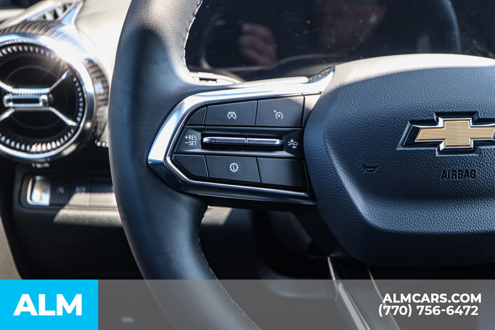 Used 2026 Chevrolet Equinox LT w/ Convenience Package II image 32