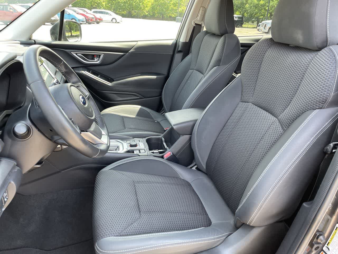Used 2019 Subaru Forester Premium w/ All-Weather Package AWD/4WD image 12