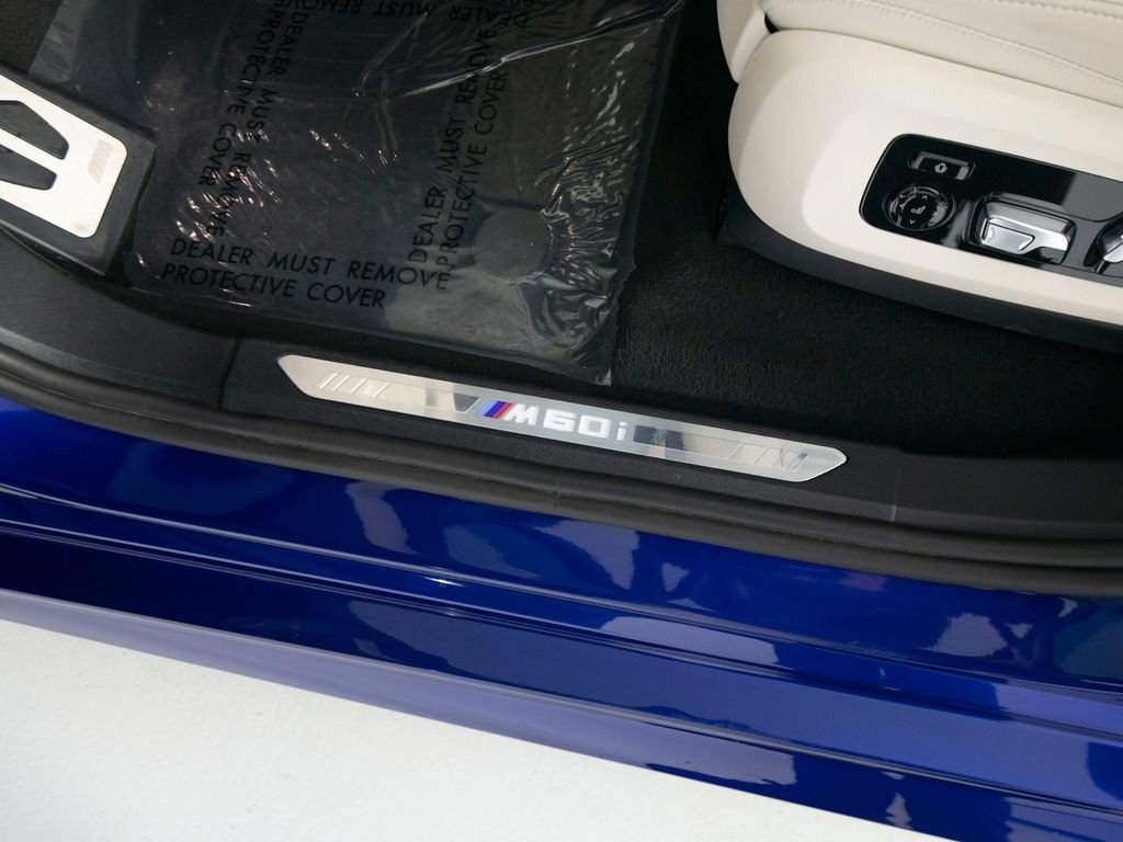 Used 2024 BMW X5 M60i image 21