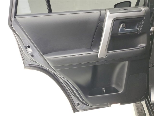Used 2022 Toyota 4Runner SR5 Premium image 14