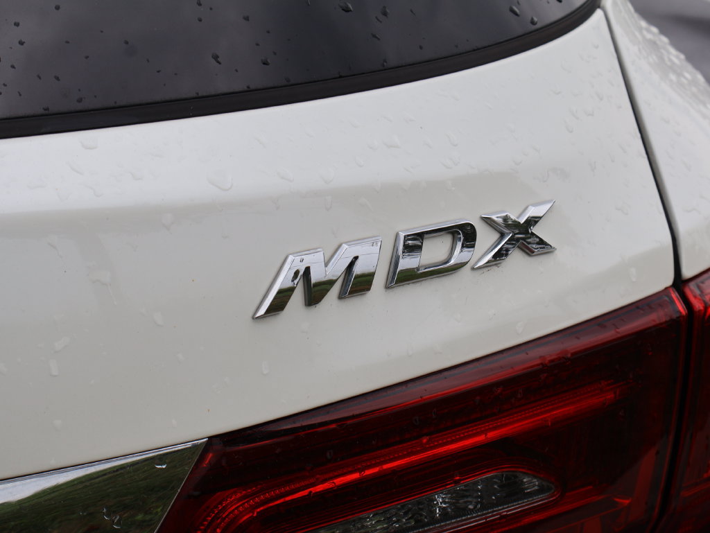 Used 2016 Acura MDX w/ Tech & Entertainment Pkg AWD/4WD image 15