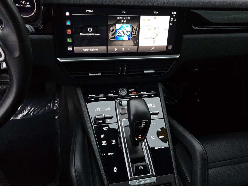 Used 2022 Porsche Cayenne image 27