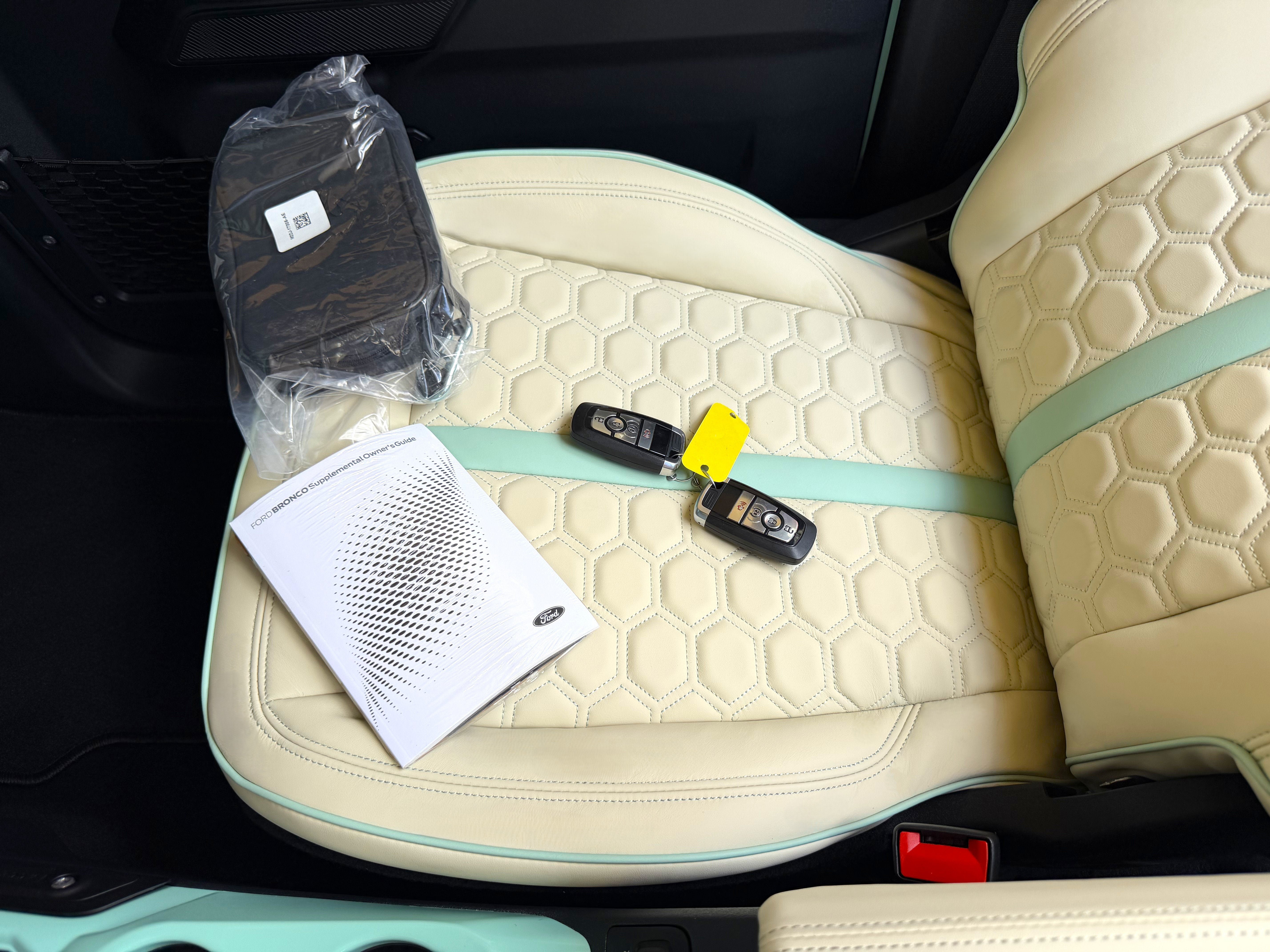 Used 2025 Ford Bronco Outer Banks AWD/4WD image 41