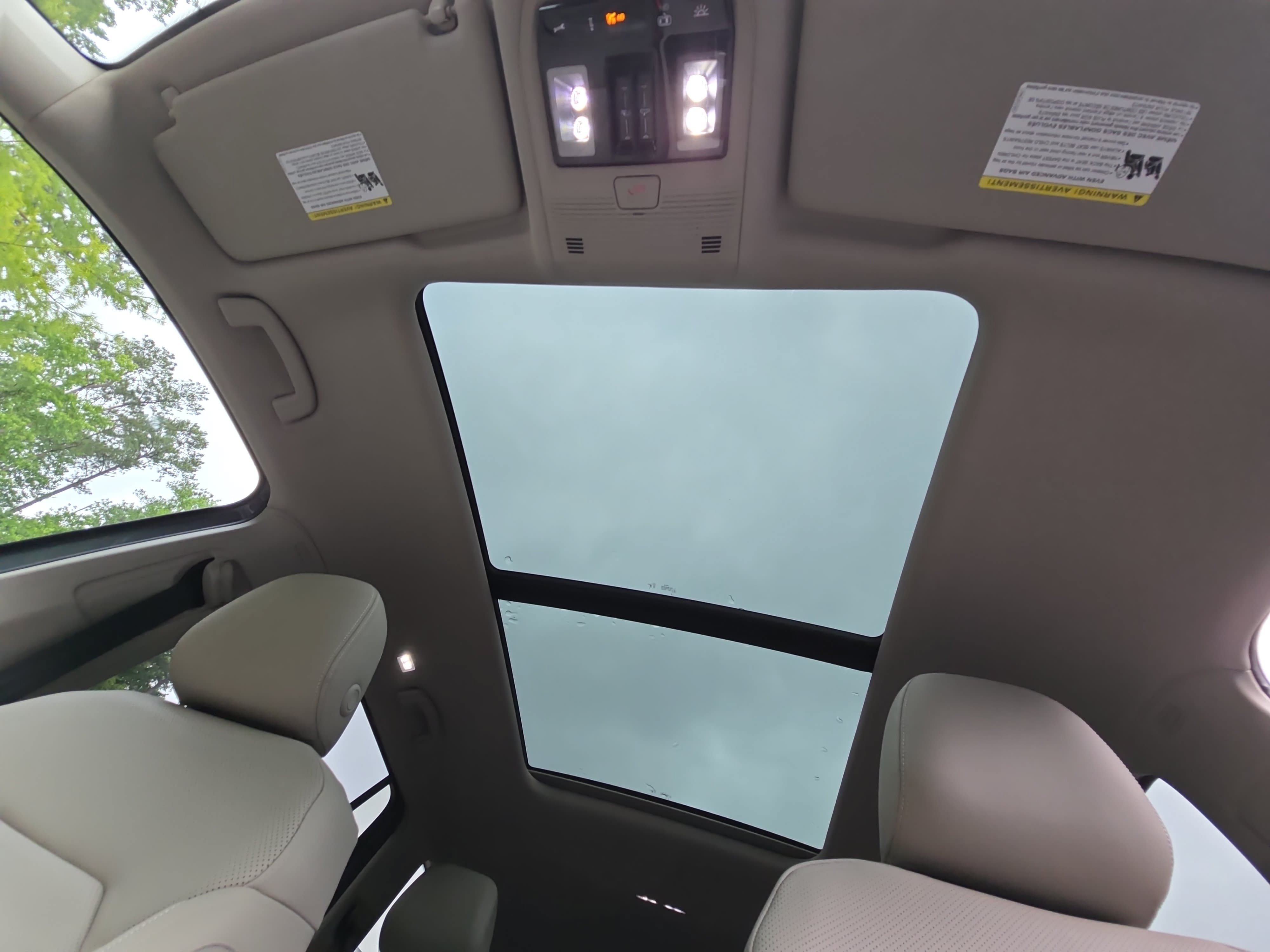 New 2026 Volkswagen Atlas SE FWD image 32