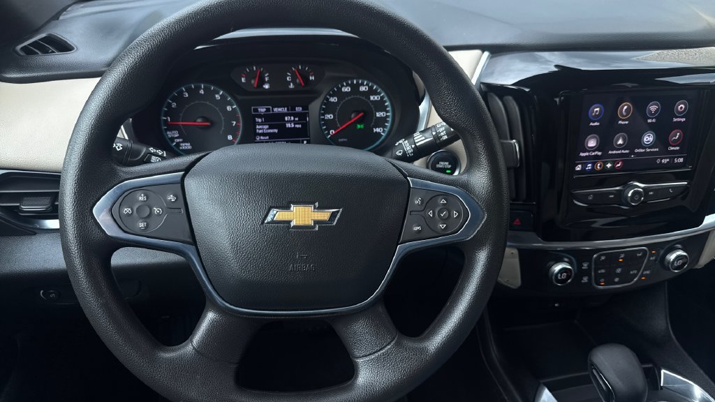 Used 2022 Chevrolet Traverse LS AWD/4WD image 23