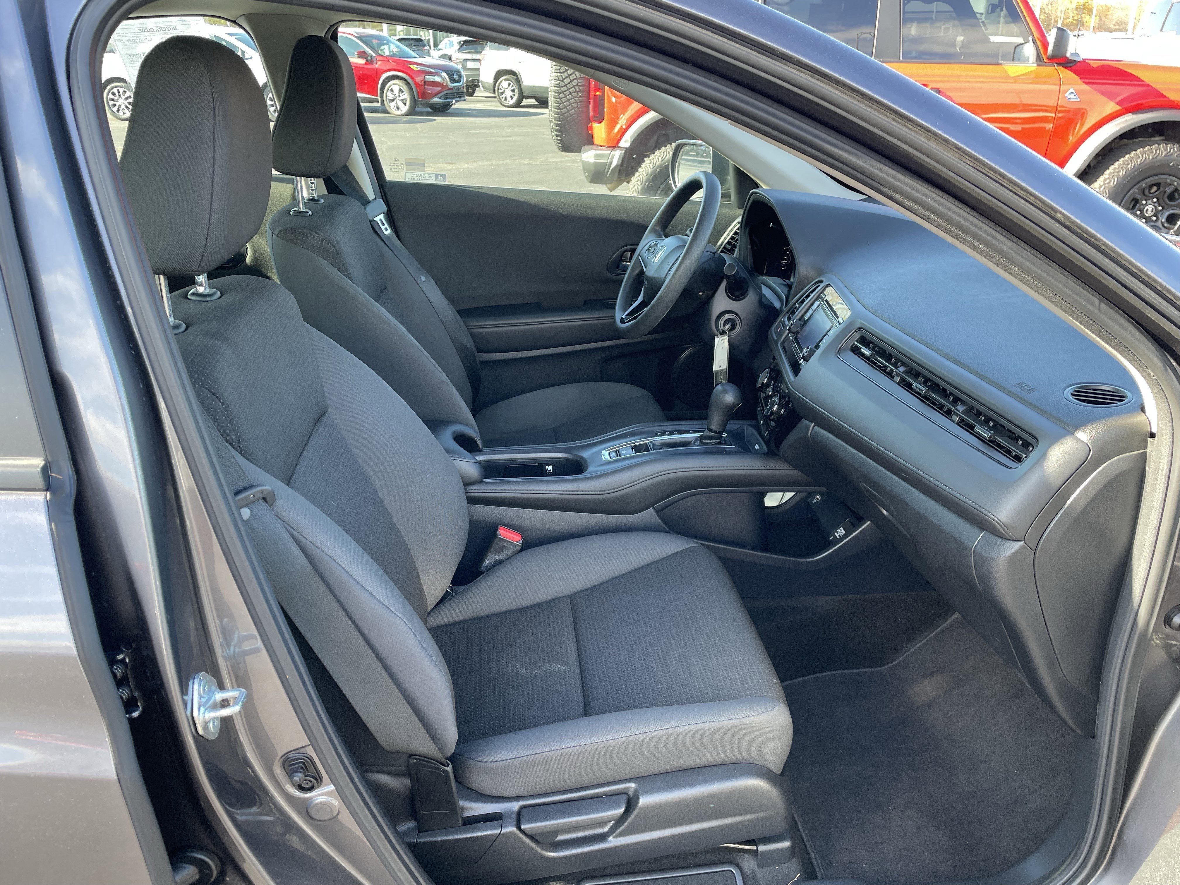 Used 2021 Honda HR-V LX image 25