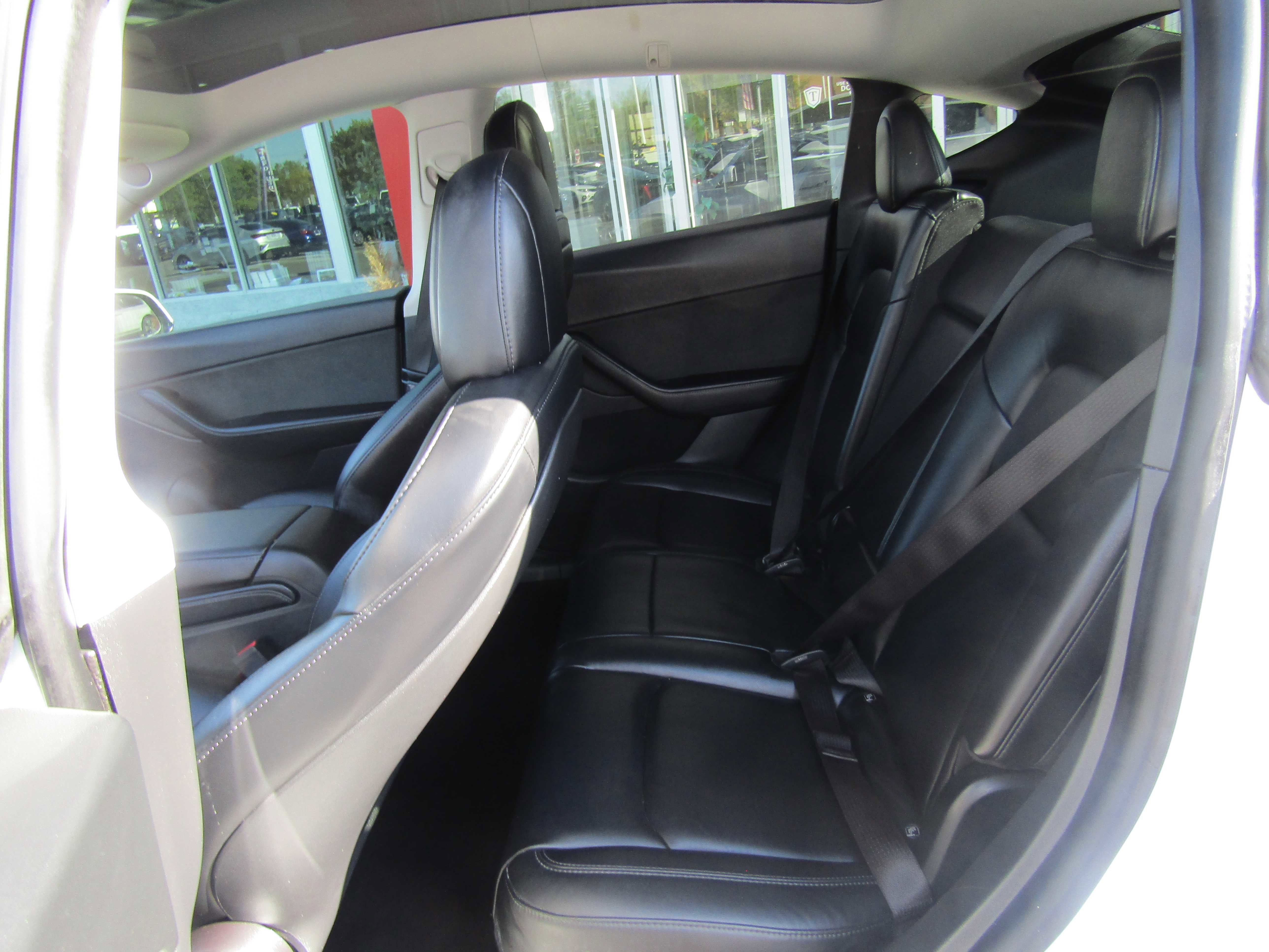 Used 2021 Tesla Model Y Long Range AWD/4WD image 14