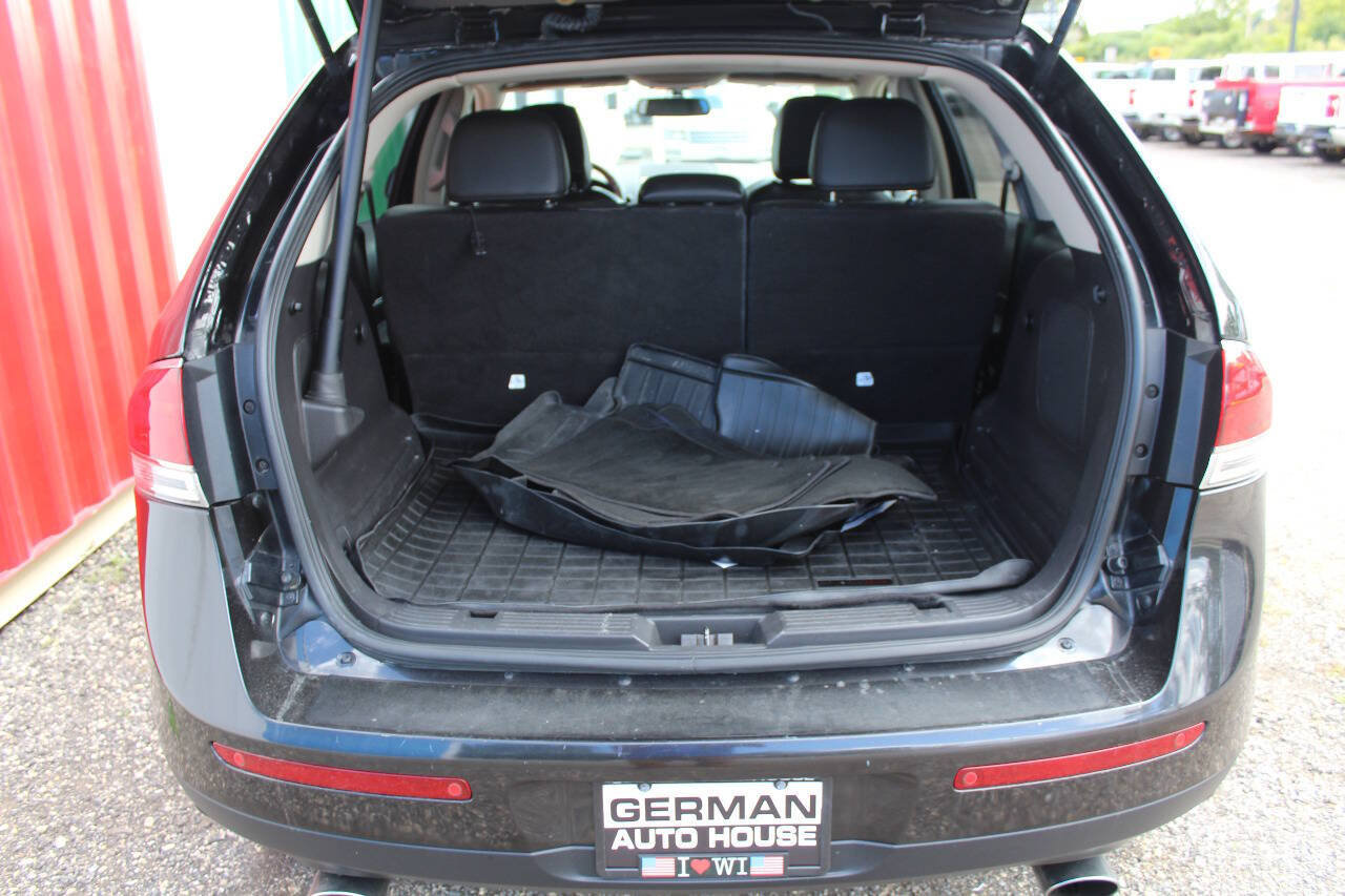 Used 2014 Lincoln MKX AWD w/ Equipment Group 102A image 8