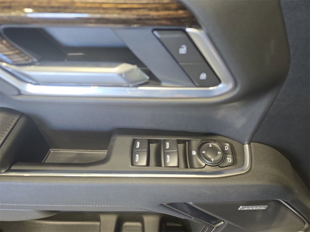 New 2026 GMC Sierra 1500 Elevation image 28