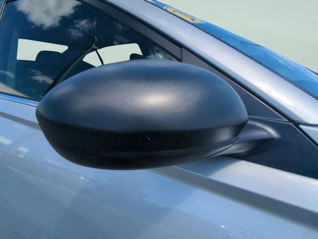 Used 2024 Nissan Altima 2.5 SV image 12