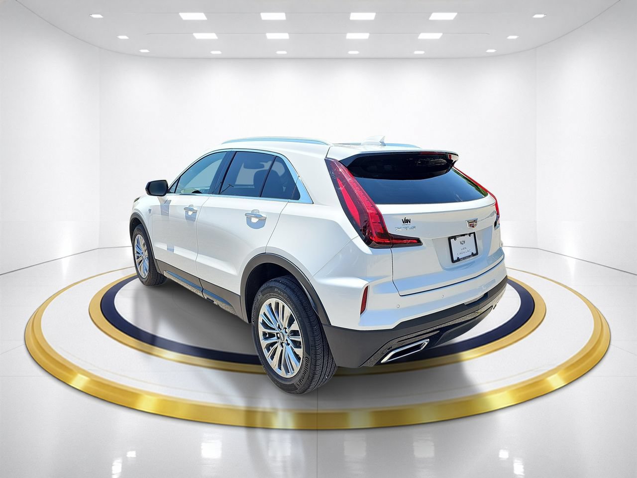 Certified 2024 Cadillac XT4 Premium Luxury w/ Cold Weather Package FWD image 7