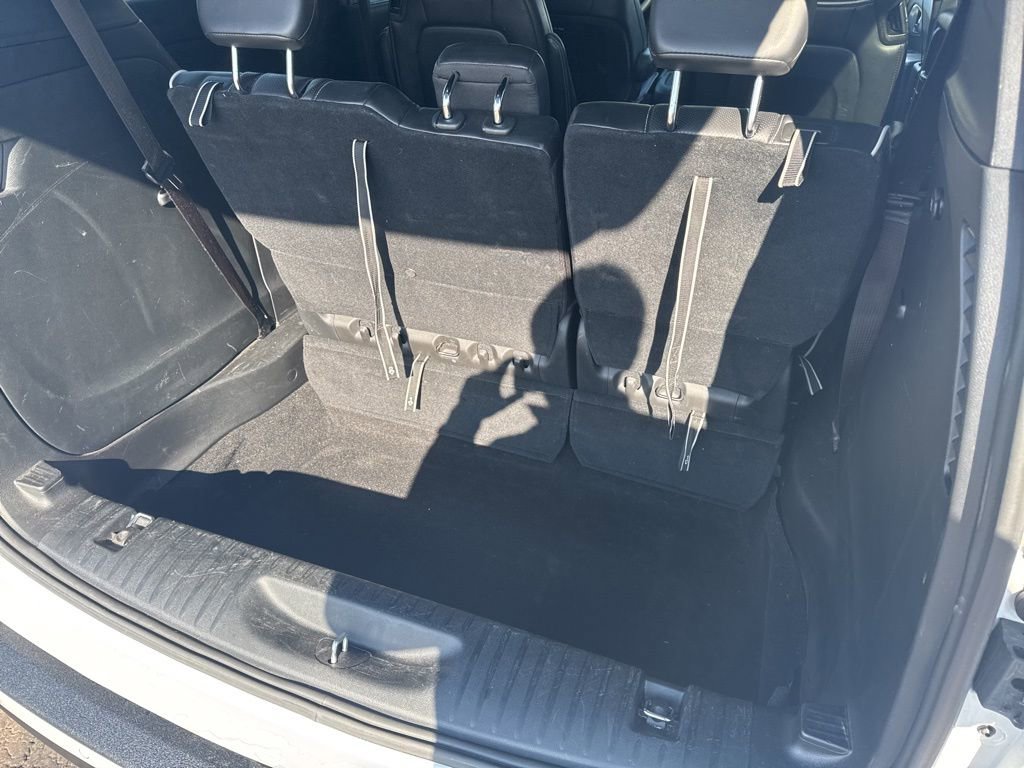 Used 2025 Chrysler Pacifica Limited image 47