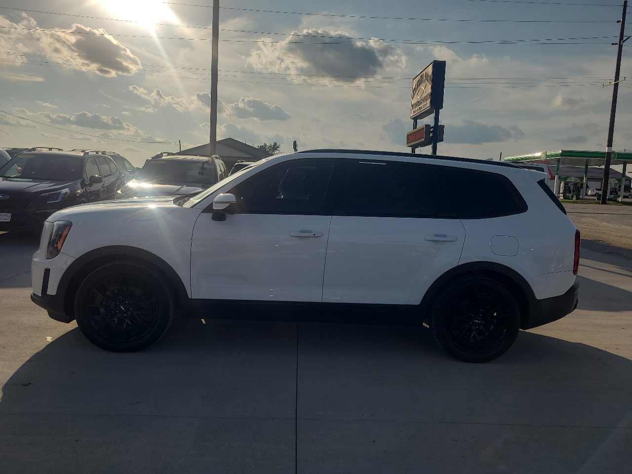 Used 2022 Kia Telluride EX w/ EX Premium Package image 9