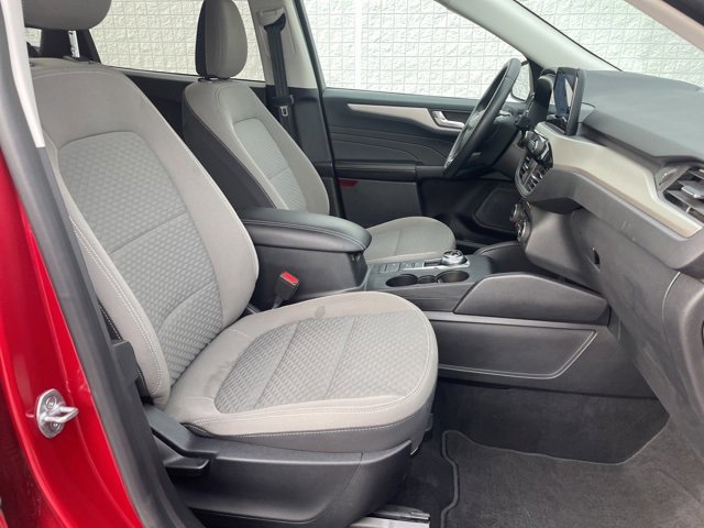 Used 2021 Ford Escape SE w/ Cold Weather Package image 15