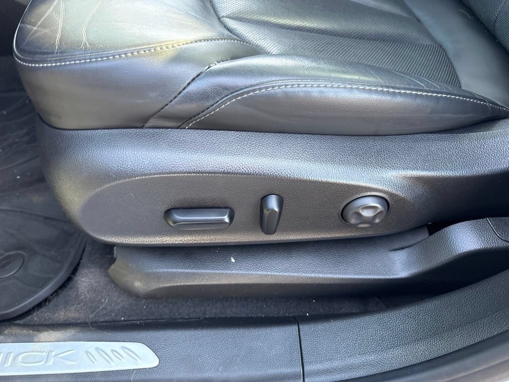 Used 2019 Buick Envision Essence AWD/4WD image 19