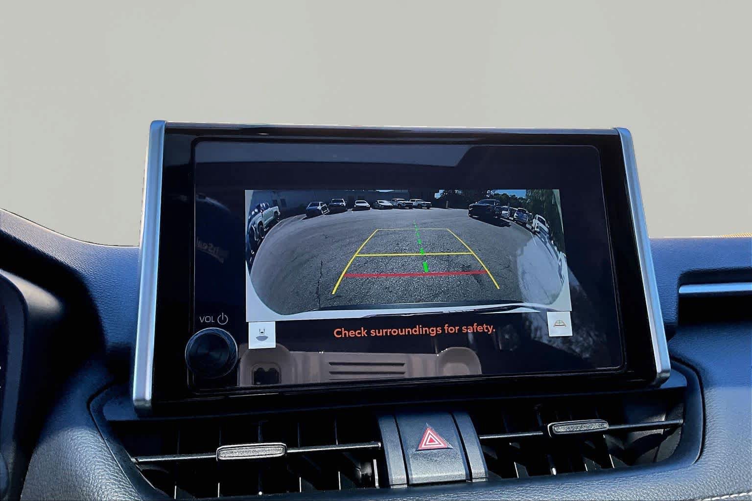 Used 2023 Toyota RAV4 XLE w/ Convenience Package FWD image 27
