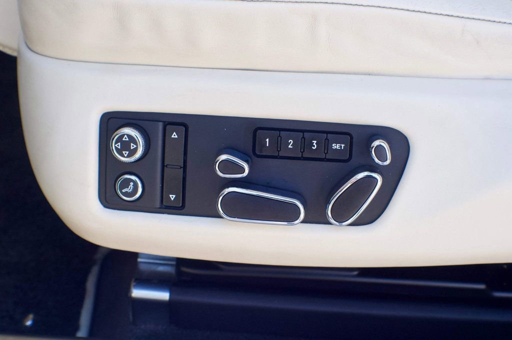 Used 2018 Bentley Flying Spur S V8 AWD/4WD image 42