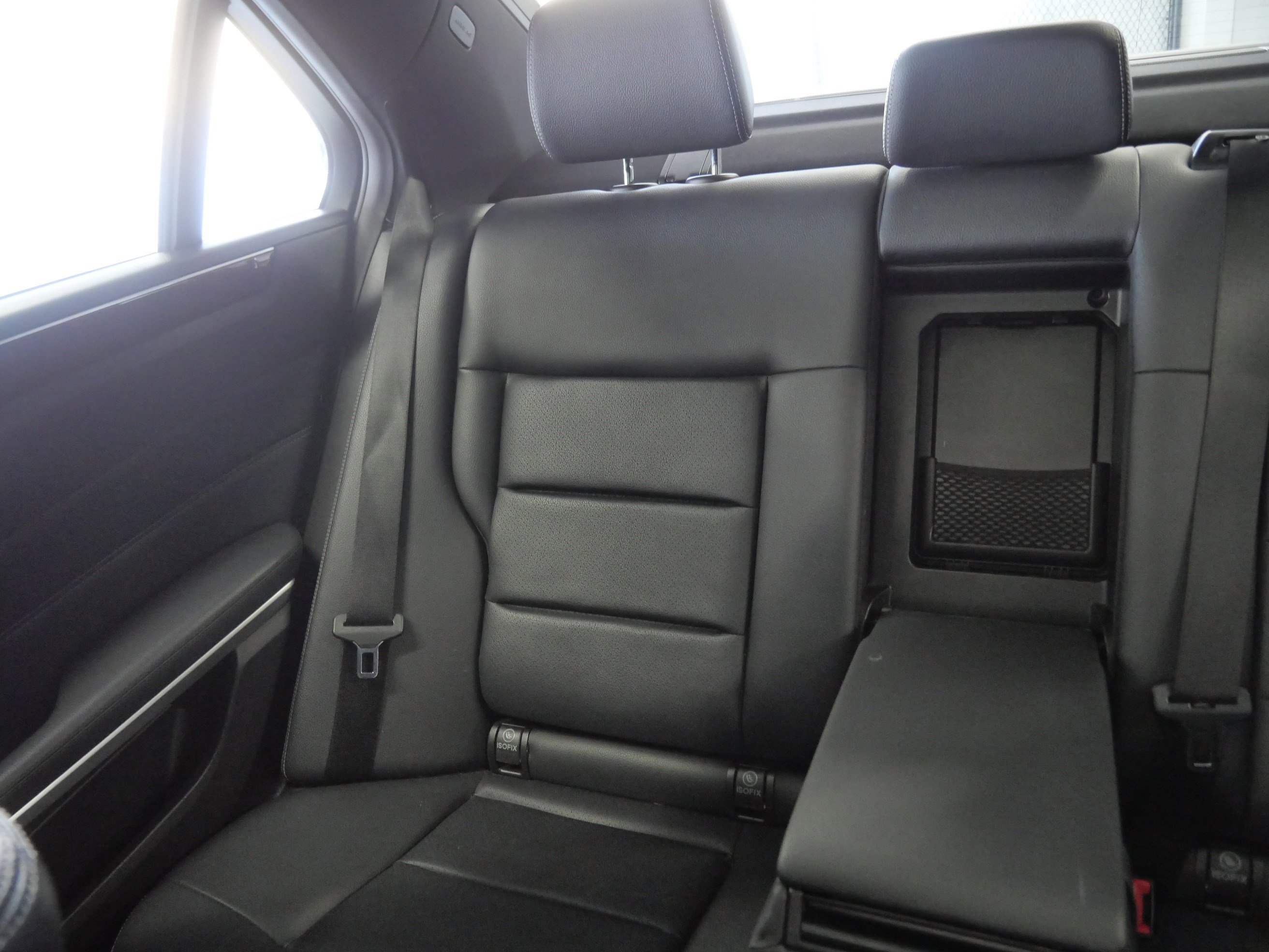 Used 2014 Mercedes-Benz E 350 4MATIC Sedan image 11