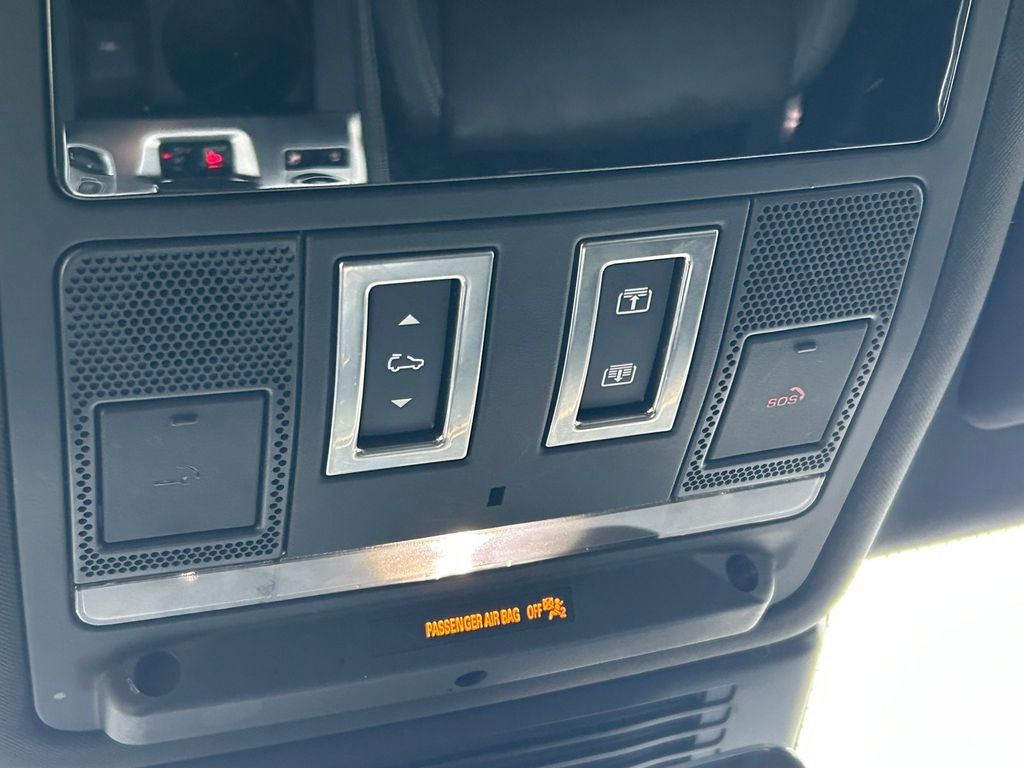 Used 2024 Jaguar F-PACE R-Dynamic S image 18