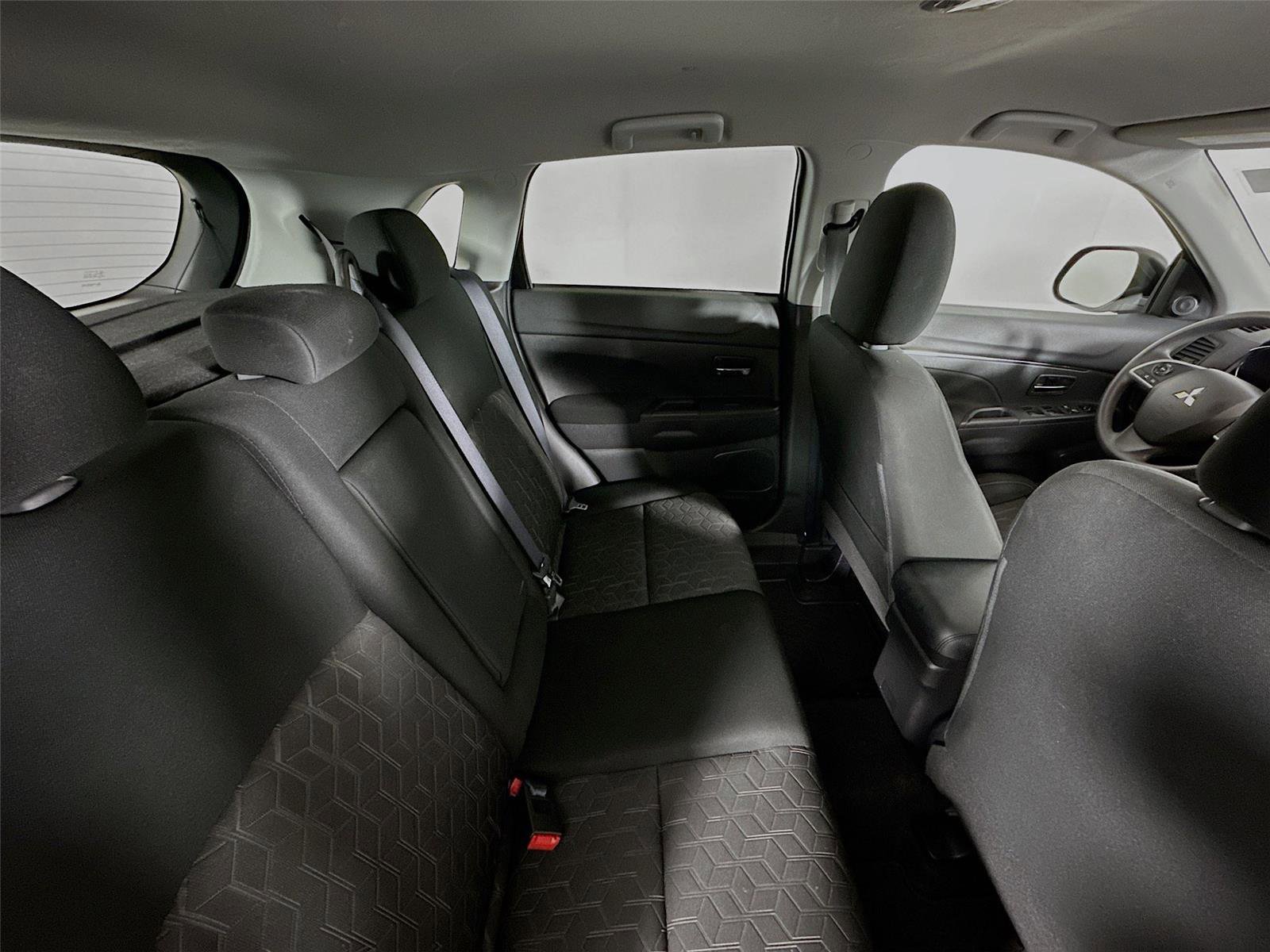 Used 2024 Mitsubishi Outlander Sport ES image 25