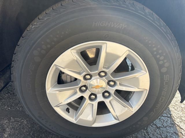 Used 2025 Chevrolet Silverado 1500 LT image 29