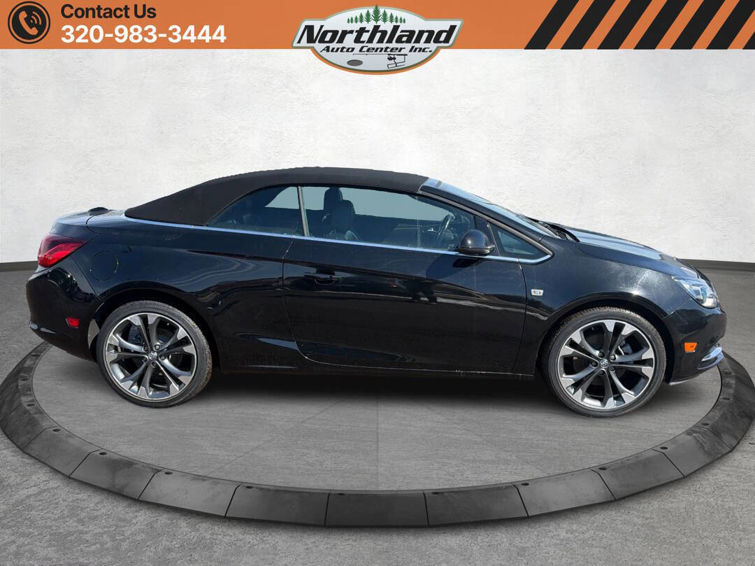 Used 2019 Buick Cascada Premium image 4