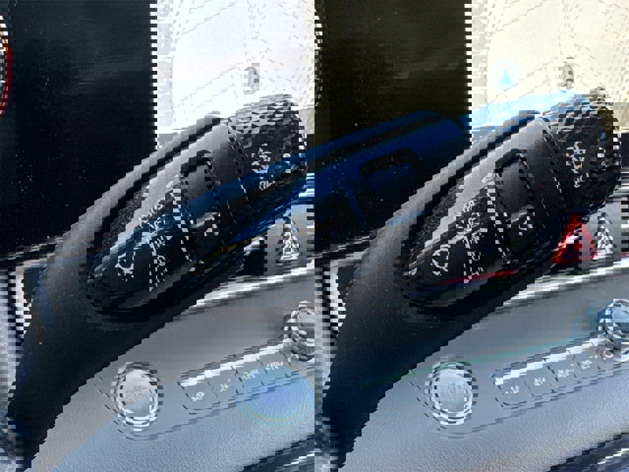 Used 2024 Hyundai Elantra SEL image 21