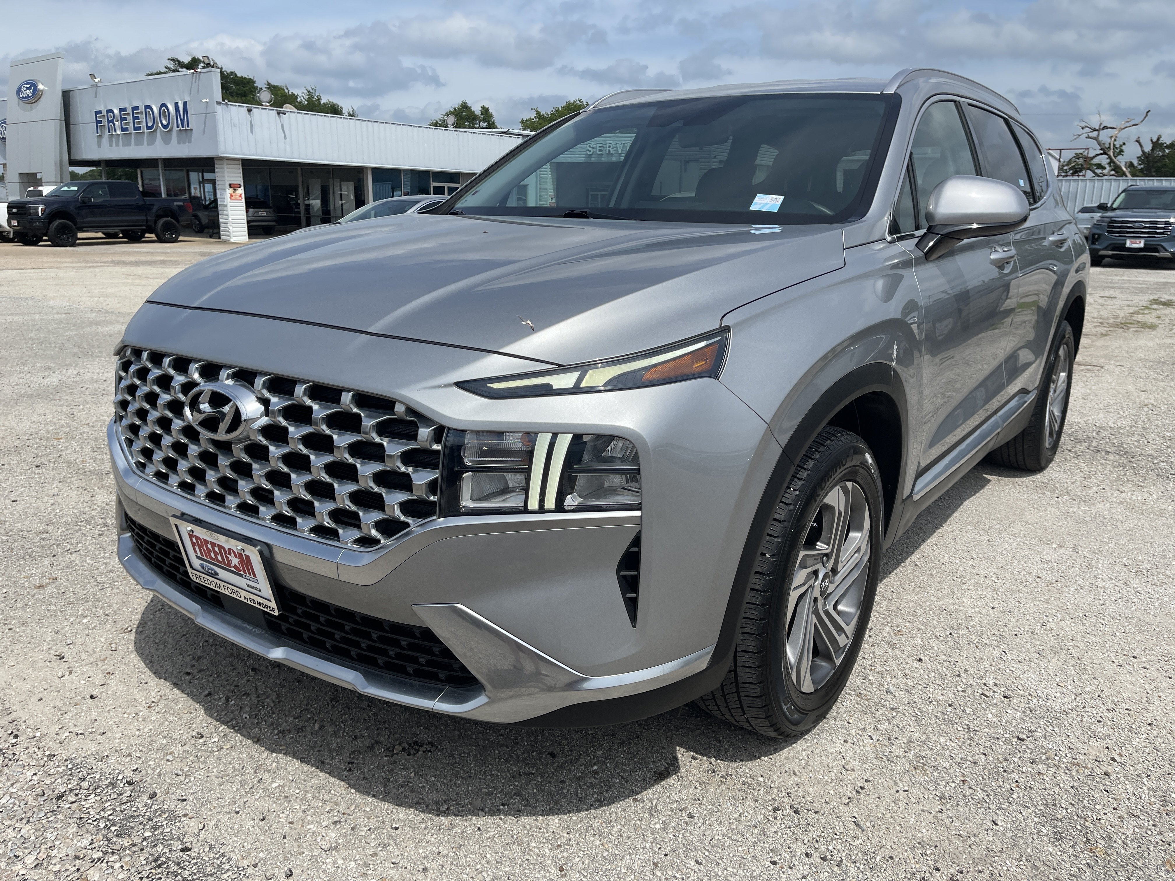 Used 2022 Hyundai Santa Fe SEL FWD image 8