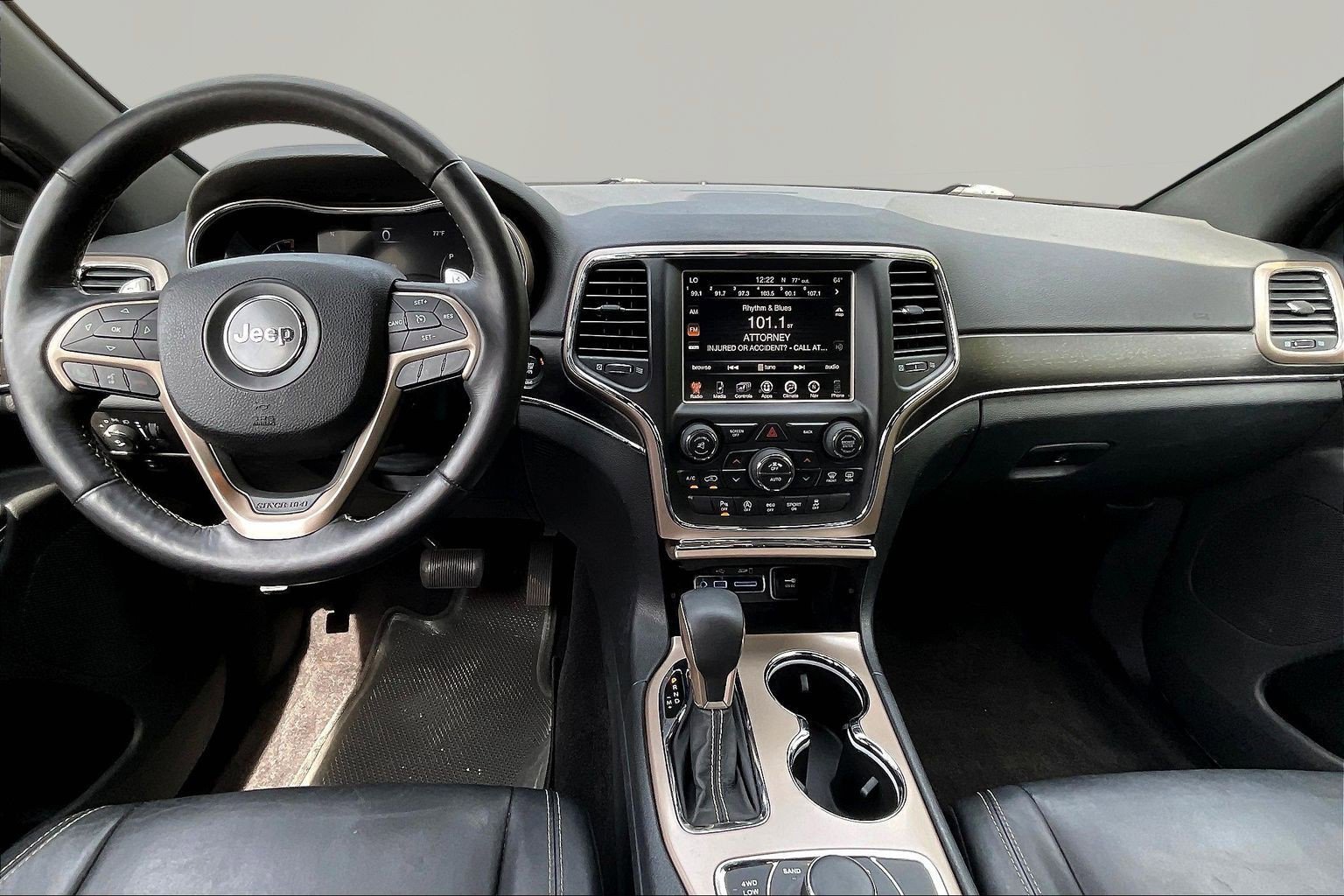 Used 2016 Jeep Grand Cherokee Limited AWD/4WD image 7