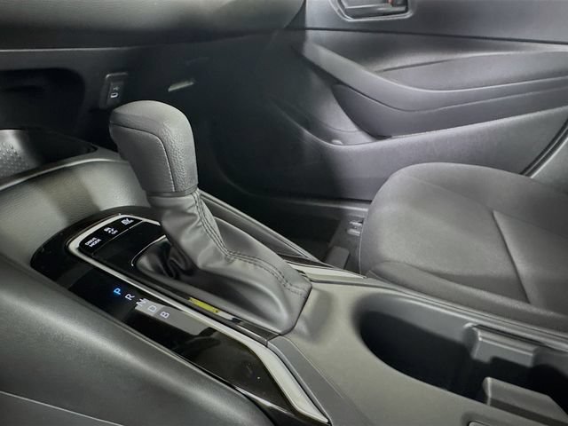 Used 2026 Toyota Corolla LE FWD image 18