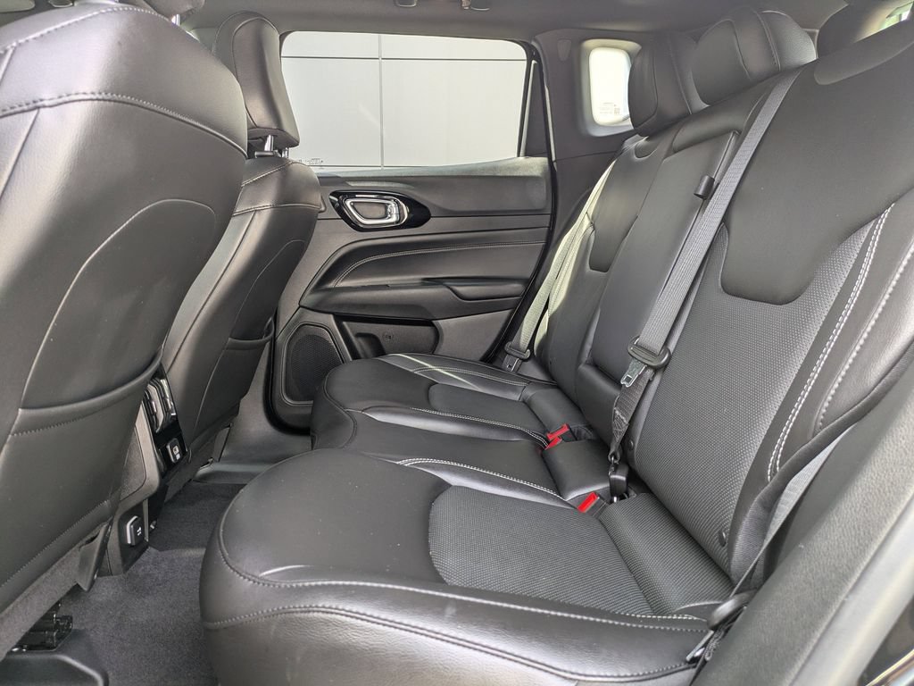 Used 2022 Jeep Compass High Altitude AWD/4WD image 15