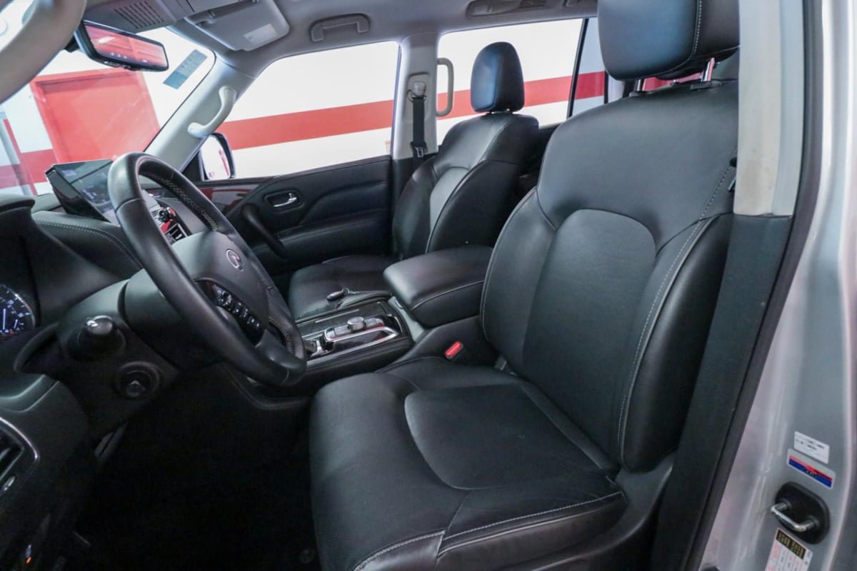 Used 2023 INFINITI QX80 Luxe w/ Cargo Package RWD image 12