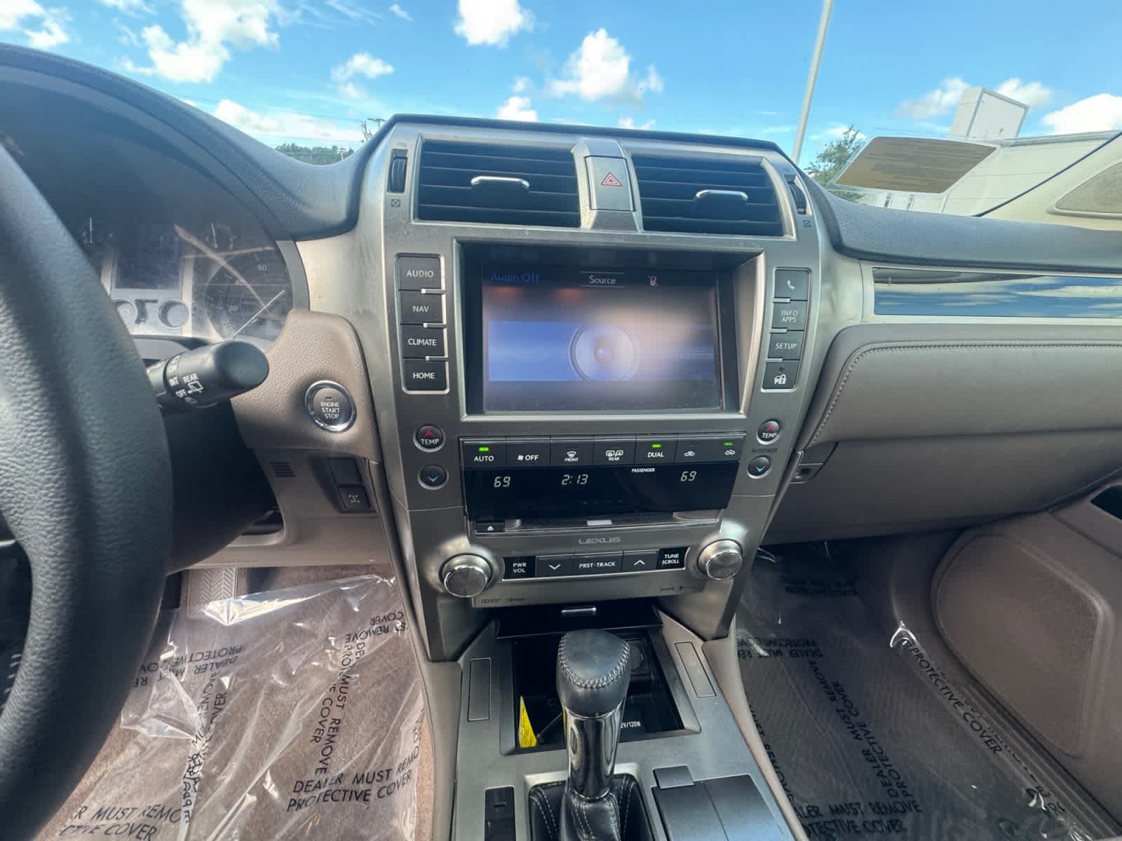 Used 2017 Lexus GX 460 w/ Navigation Package AWD/4WD image 13