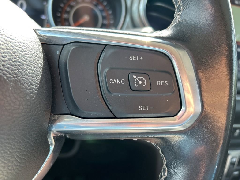 Used 2022 Jeep Wrangler Unlimited Sahara image 19