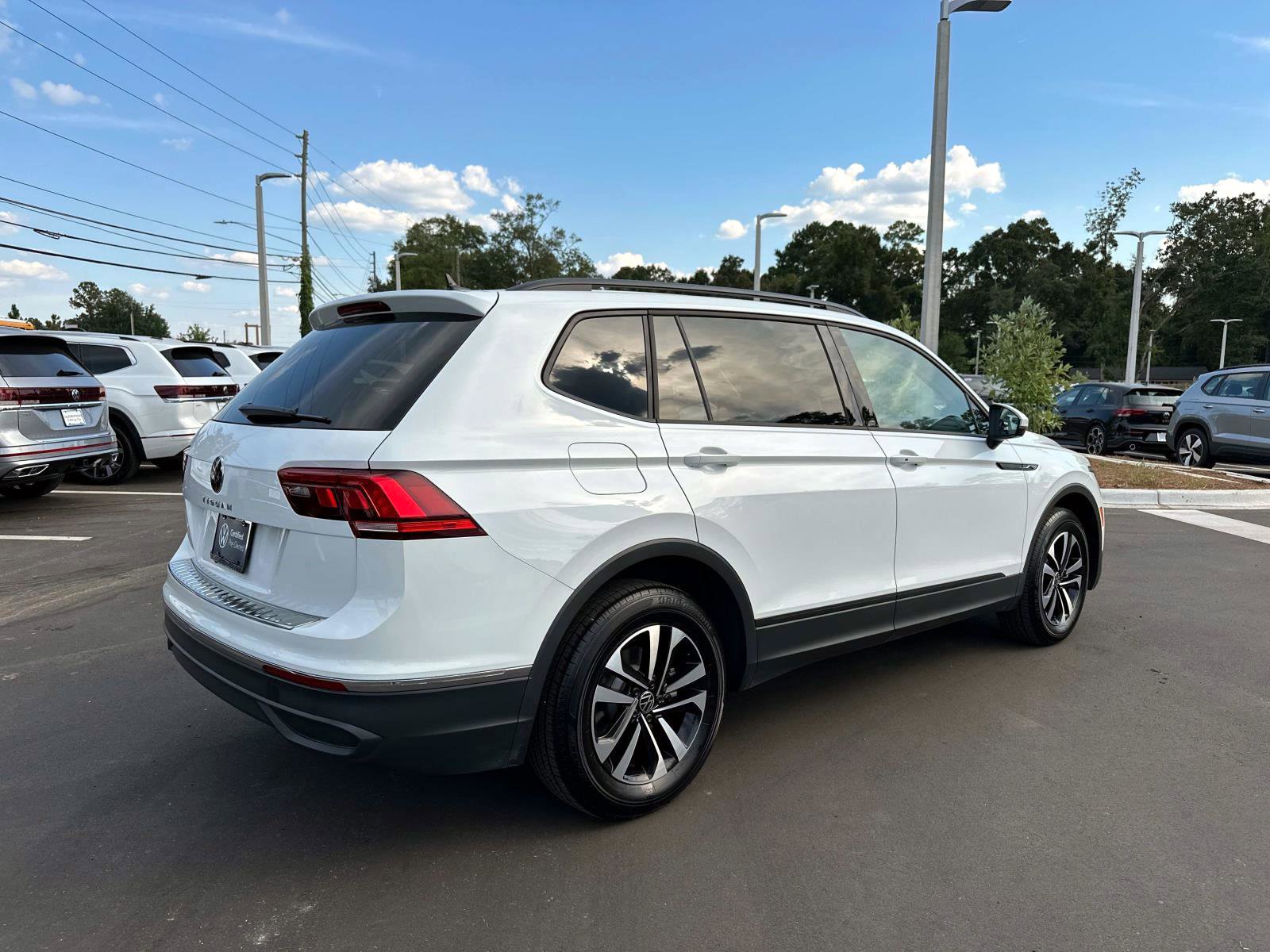 Certified 2024 Volkswagen Tiguan S image 5
