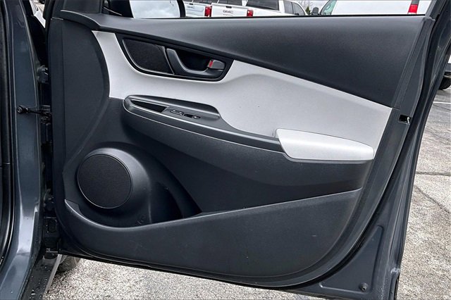 Used 2023 Hyundai Kona SEL image 27