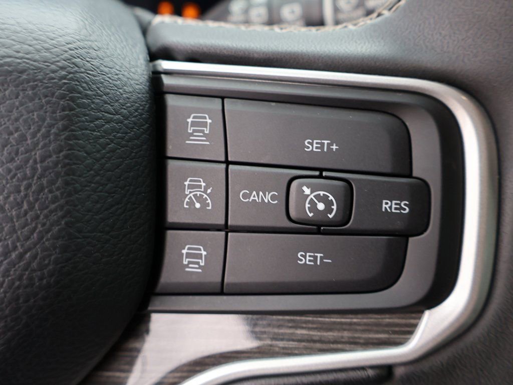 Used 2022 Jeep Wagoneer Series II w/ Premium Group I image 48