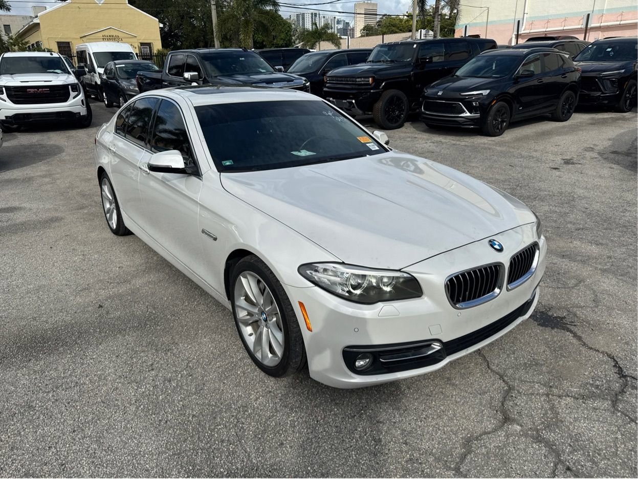 Used 2016 BMW 535i Sedan image 3