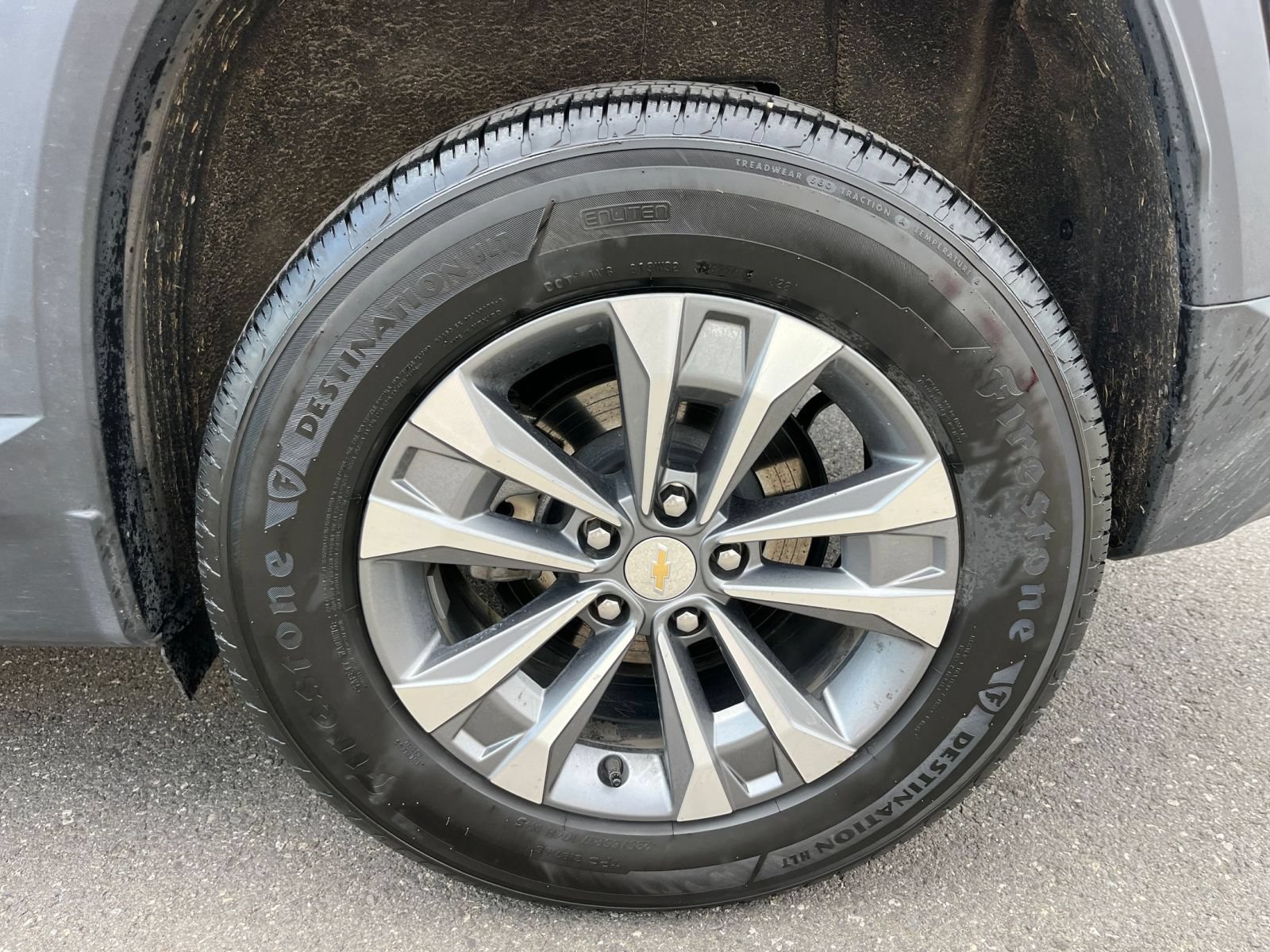 Used 2025 Chevrolet Equinox LT FWD image 30