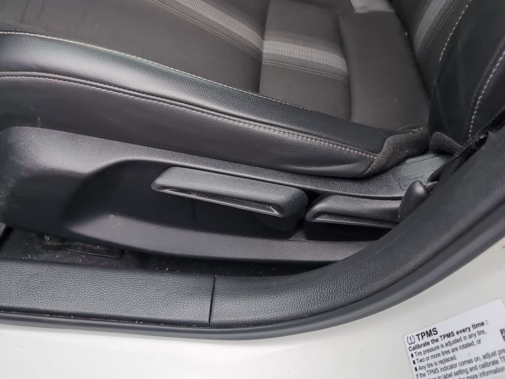 Used 2023 Honda Civic Sport image 19