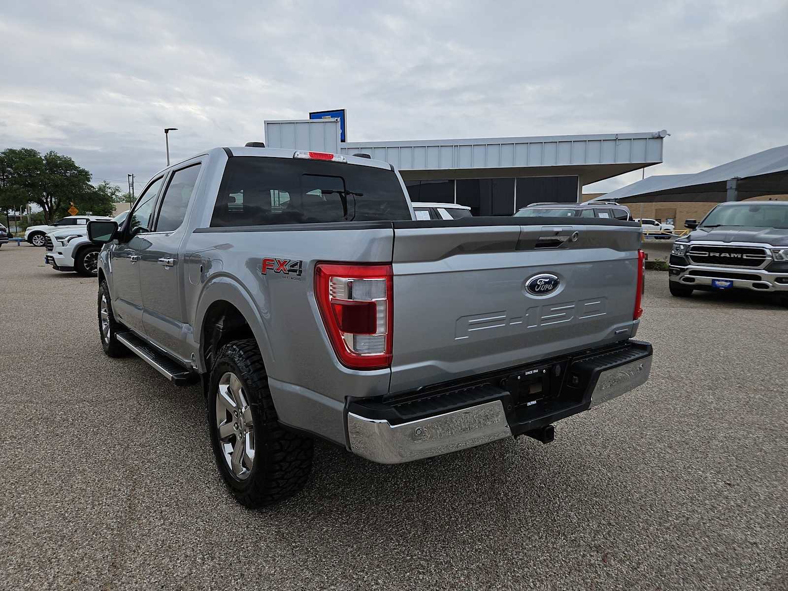 Used 2023 Ford F150 Lariat w/ Trailer Tow Package AWD/4WD image 6