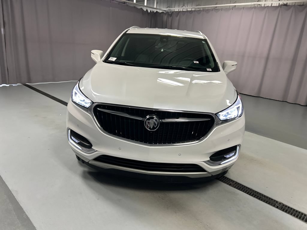 Used 2020 Buick Enclave Premium w/ Surround and Sites Package FWD image 2