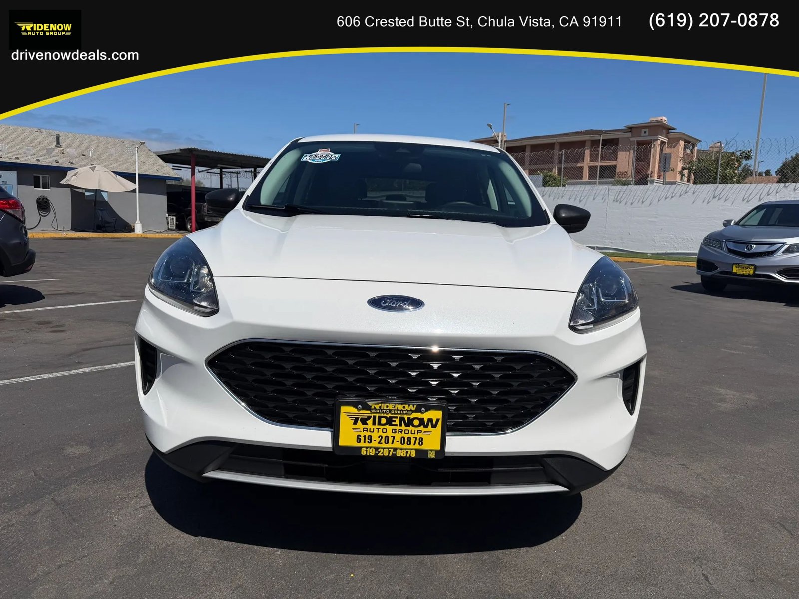 Used 2022 Ford Escape SE FWD image 2