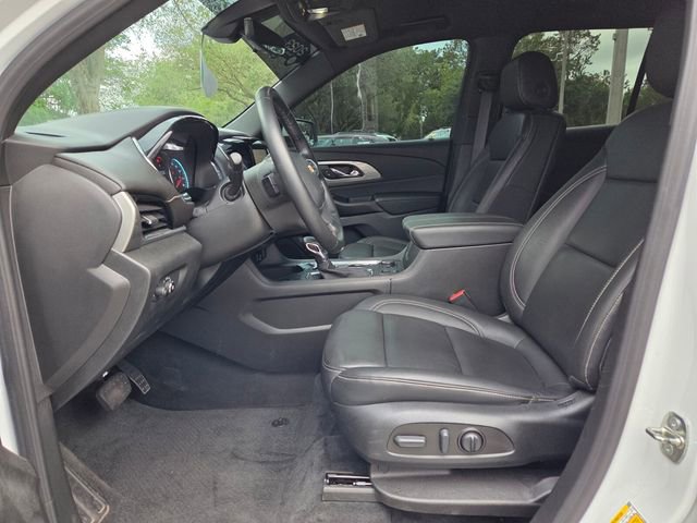 Certified 2023 Chevrolet Traverse LT w/ LT Premium Package FWD image 12