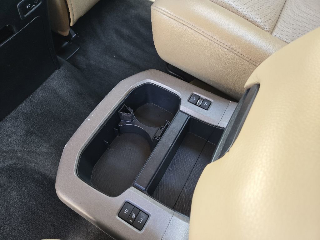 Used 2012 Toyota Sequoia Platinum AWD/4WD image 44