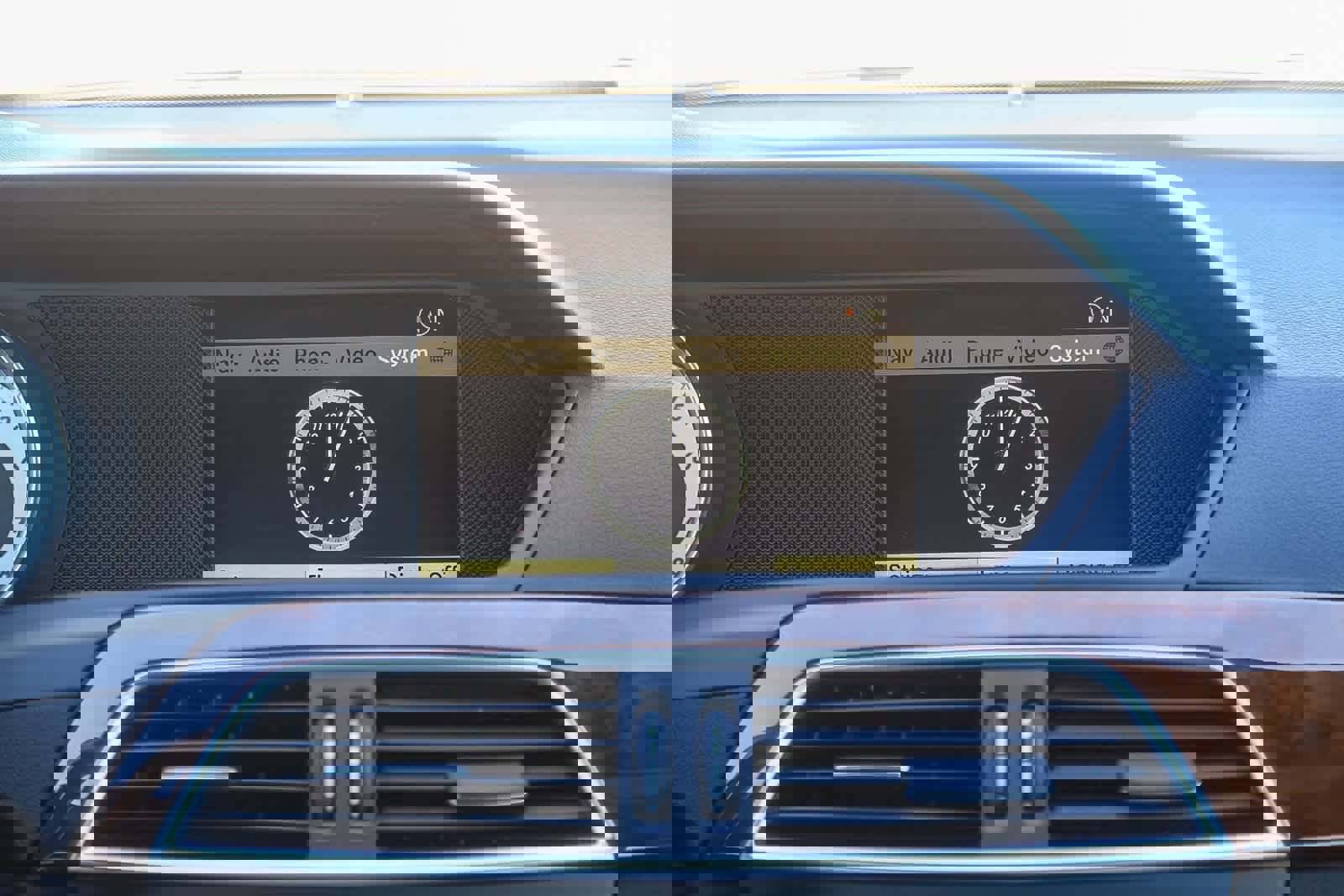 Used 2012 Mercedes-Benz C 250 Sedan image 13