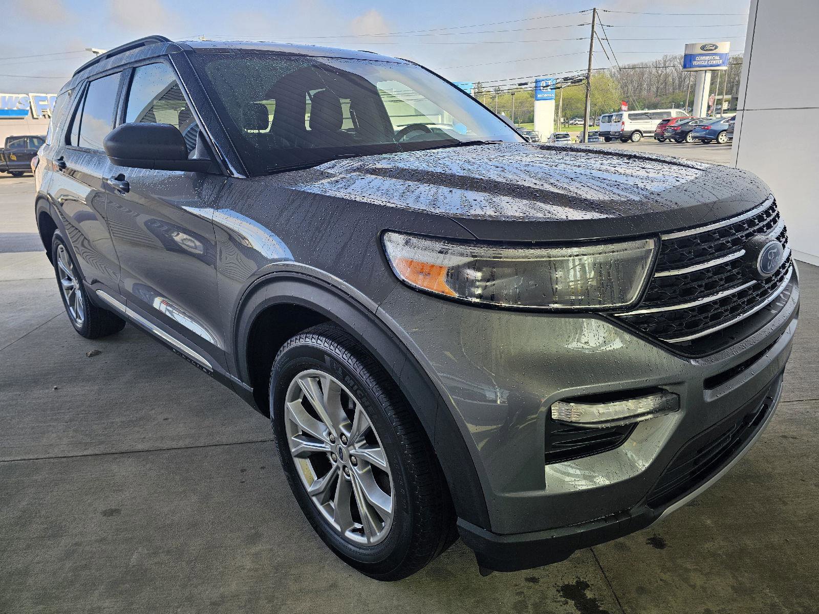 Used 2023 Ford Explorer XLT w/ Equipment Group 202A AWD/4WD image 7