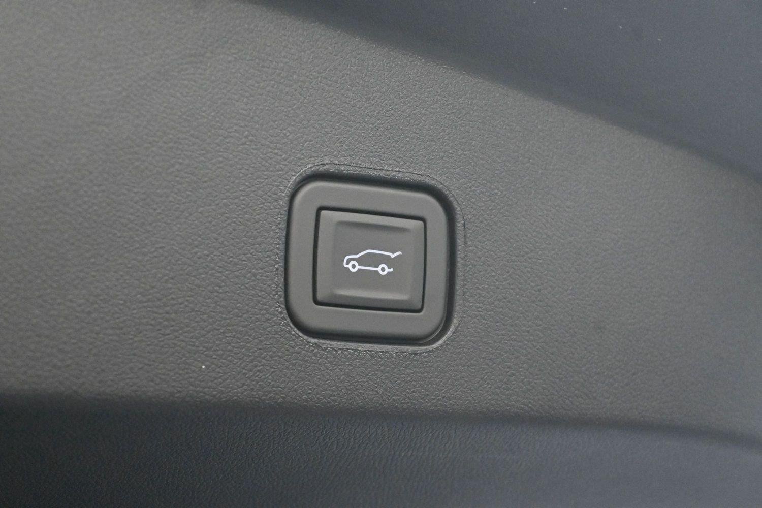 New 2027 Cadillac Lyriq Signature Sport AWD/4WD image 11