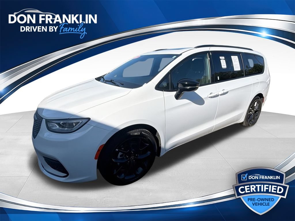 Used 2025 Chrysler Pacifica Limited
