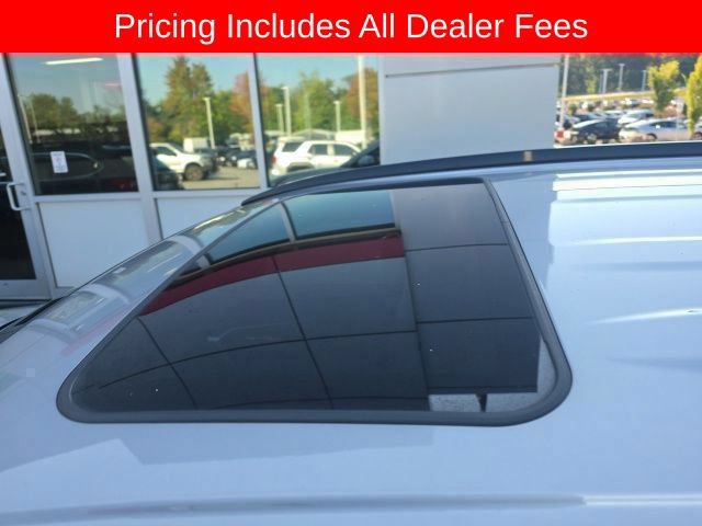 Used 2020 Toyota RAV4 XLE w/ Convenience Package FWD image 15